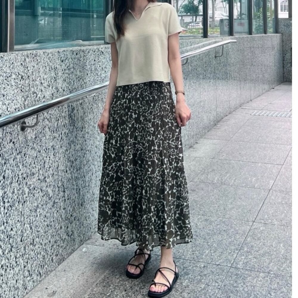 Uniqlo Chiffon Tiered Skirt Printed Olive Pleated Maxi Midi Elastic Waist L - Picture 9 of 10